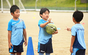 ジュニアクラス（⼩学1,2年⽣）