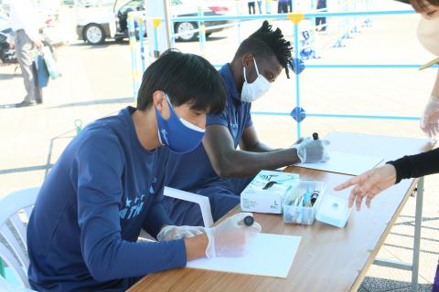 選手が6名登場!大サイン会!