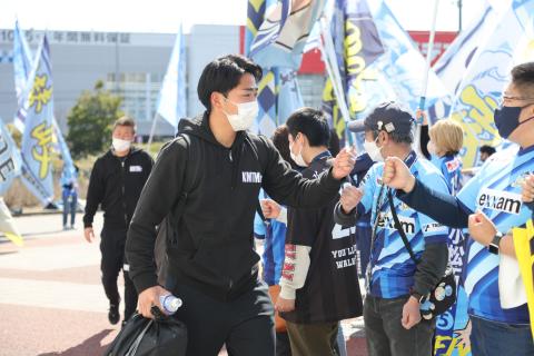 【夢パス限定】KICKOFF直前!選手とグータッチ