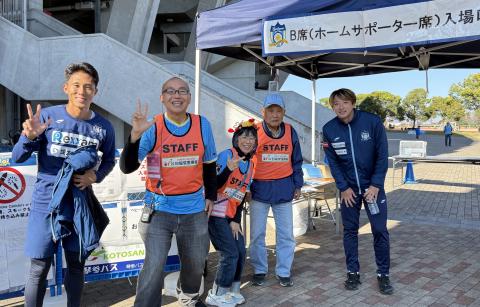 選手が入場ゲートでお出迎え!