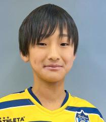 中川諒飛